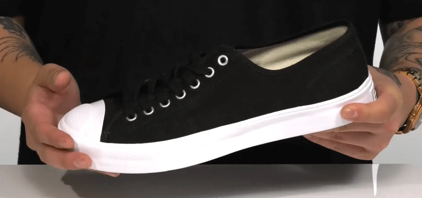 What Materials Are Used To Make Converse Shoes? Complete Guide 2024